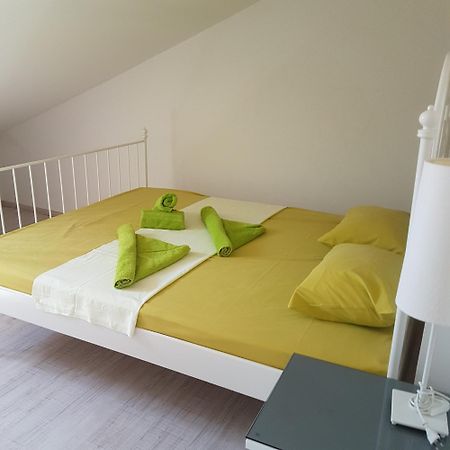 Апартаменти Anthia House Сарті Номер фото